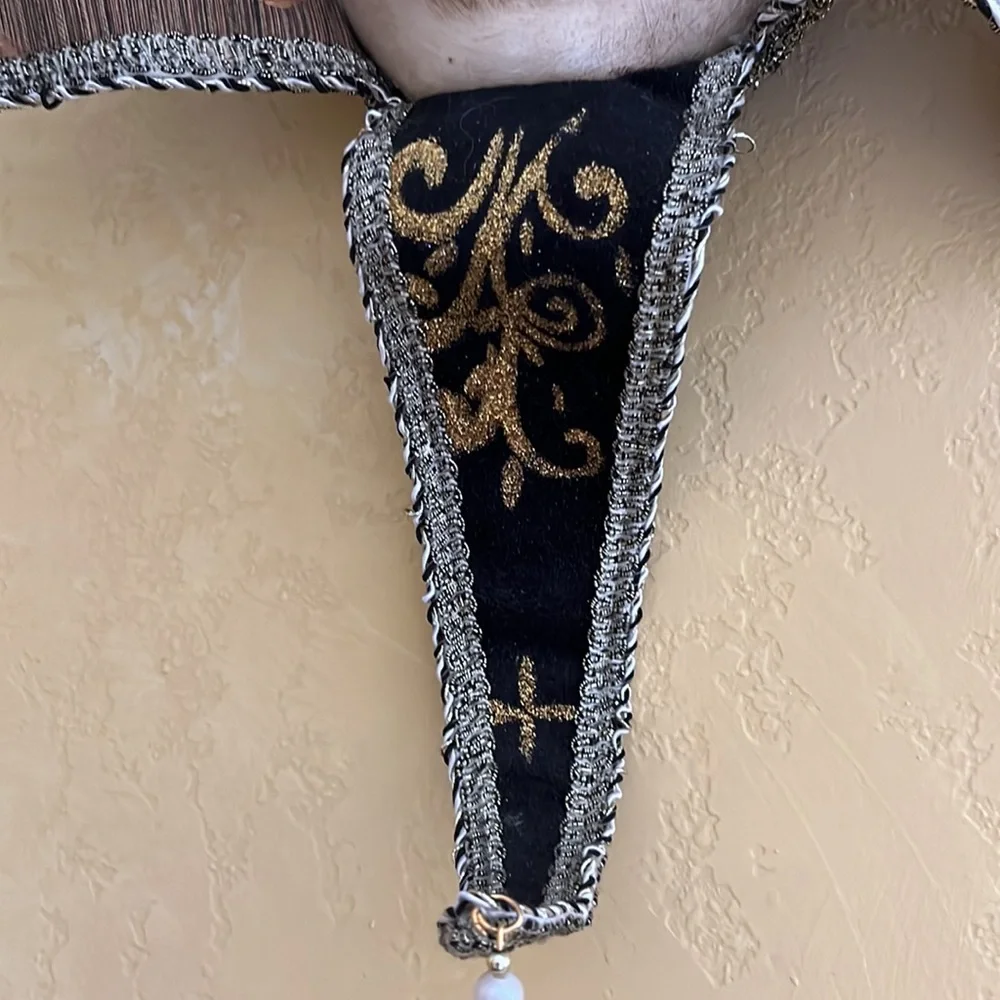Masquerade vintage looking mask /wall art - Picture 4 of 10